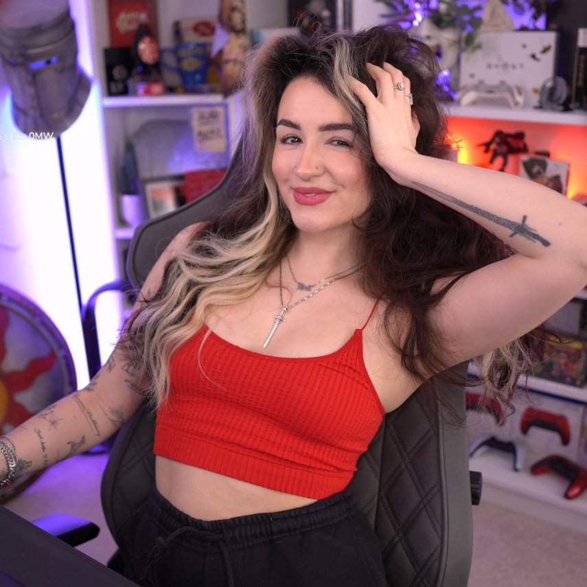 ✧･ﾟCait 🗡️ tweet media