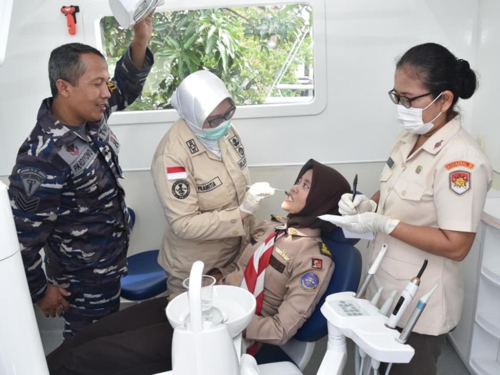TNI Angkatan Laut tweet media