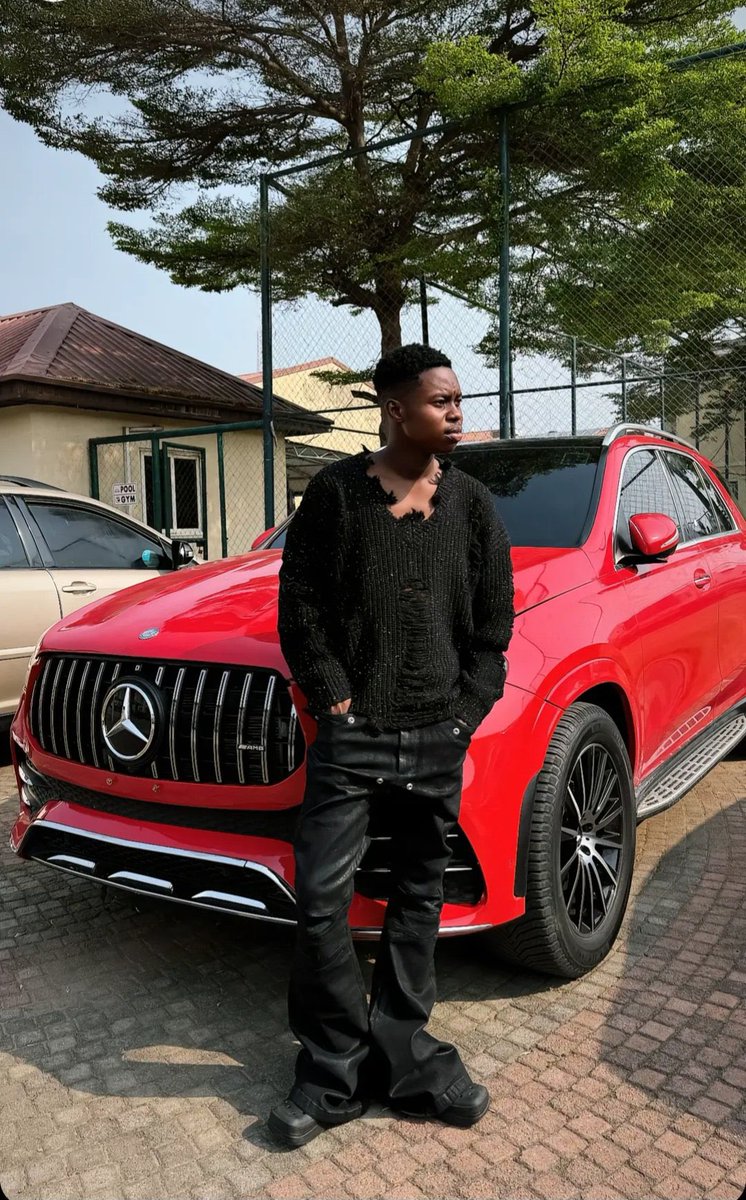 SholaTrilli tweet media