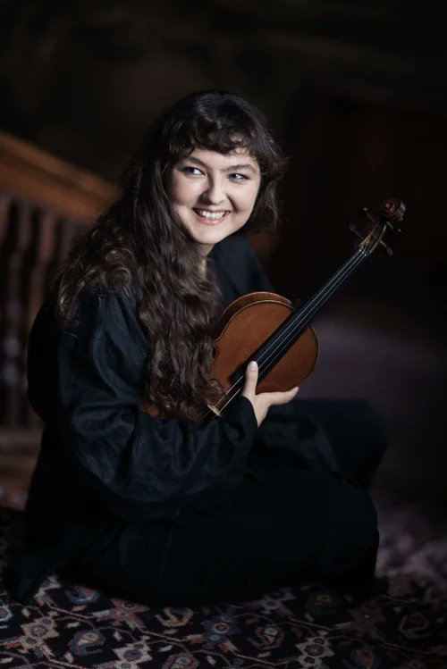 SuviniHand's tweet photo. Come to a recital at St Martin in the Fields, 15 May: 
Violetta Suvini: 

Ravel Sonate Posthume
Beethoven Violin Sonata No. 4 in a minor
Janáček Violin Sonata
With Sofia Sacco, piano.
Tickets here https://t.co/mexuoFWZYG

Supported by City Music Foundation. https://t.co/OEqxGyxk7J