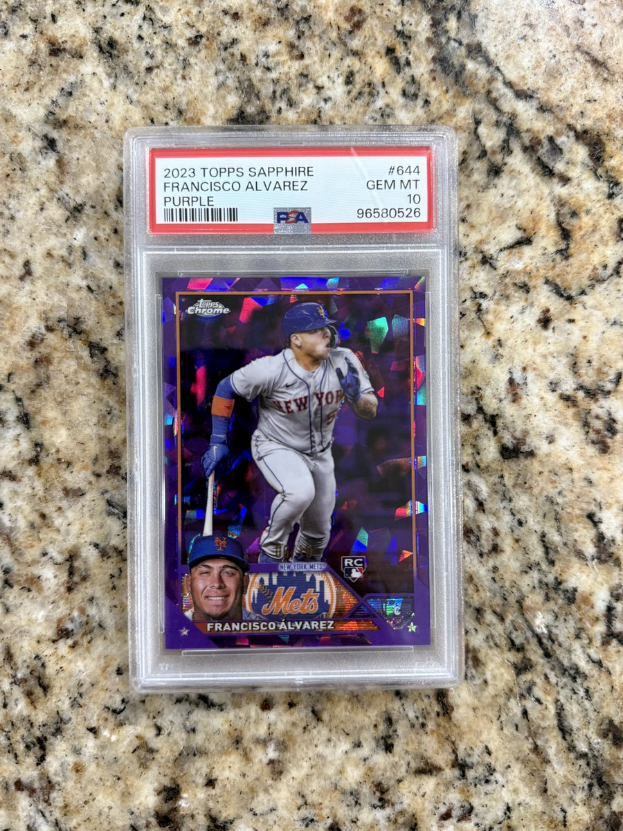 LeosCardz tweet media