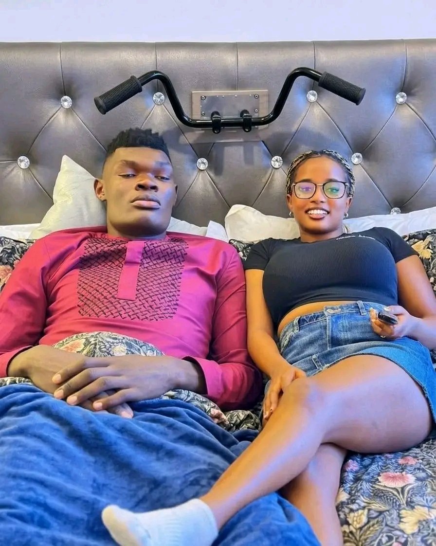 nifolobaki's tweet photo. Bila kunifokea kazi ya huo usukan ni nn  apo
Nawakumbusha na follow back https://t.co/7IJIle5YN3