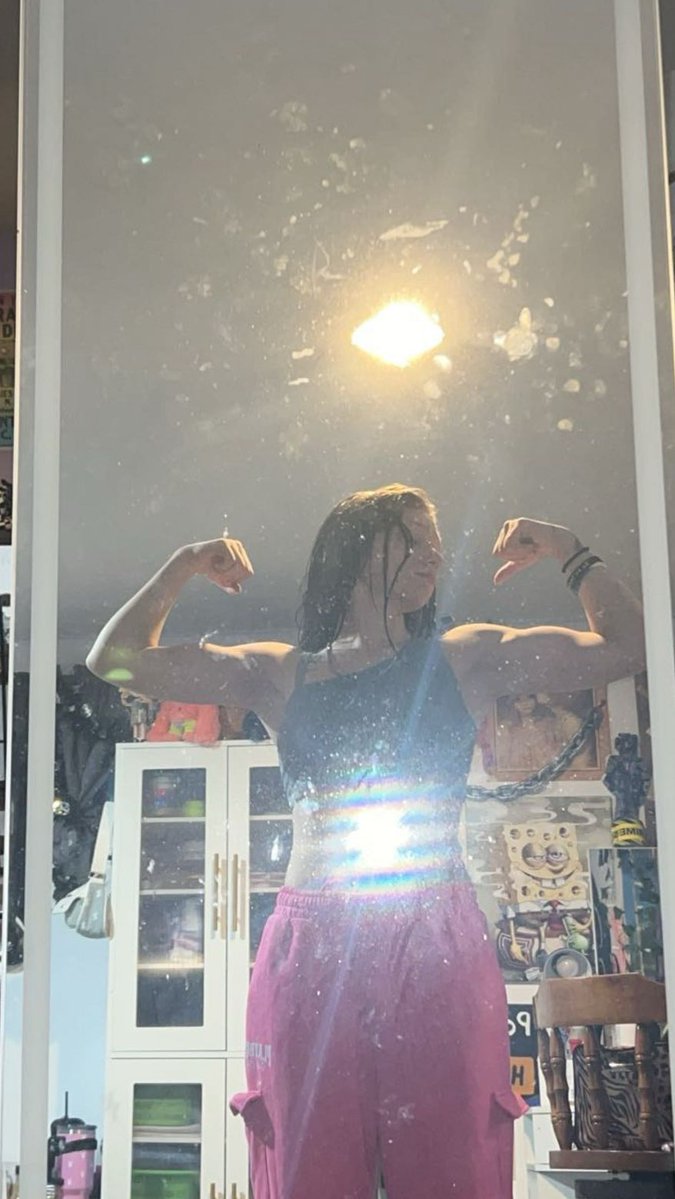 Princess Madi 💪😈 tweet media