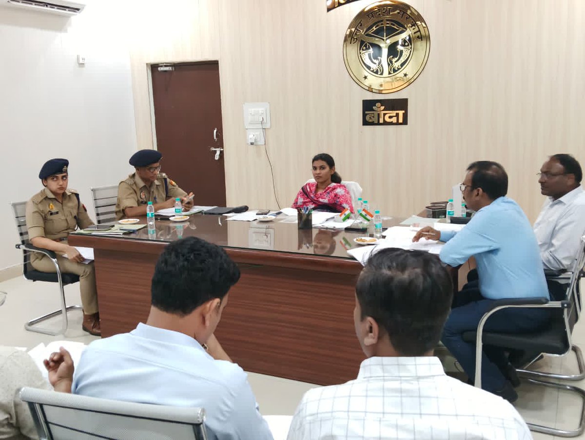 DM / DEO Banda tweet media