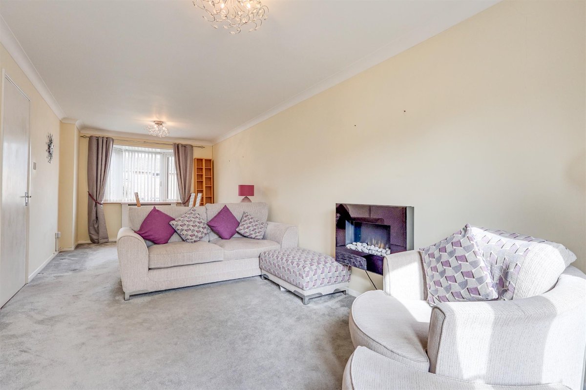 Field Palmer Estate Agents tweet media