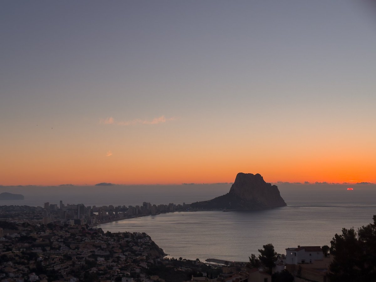 Dan Bell tweet media