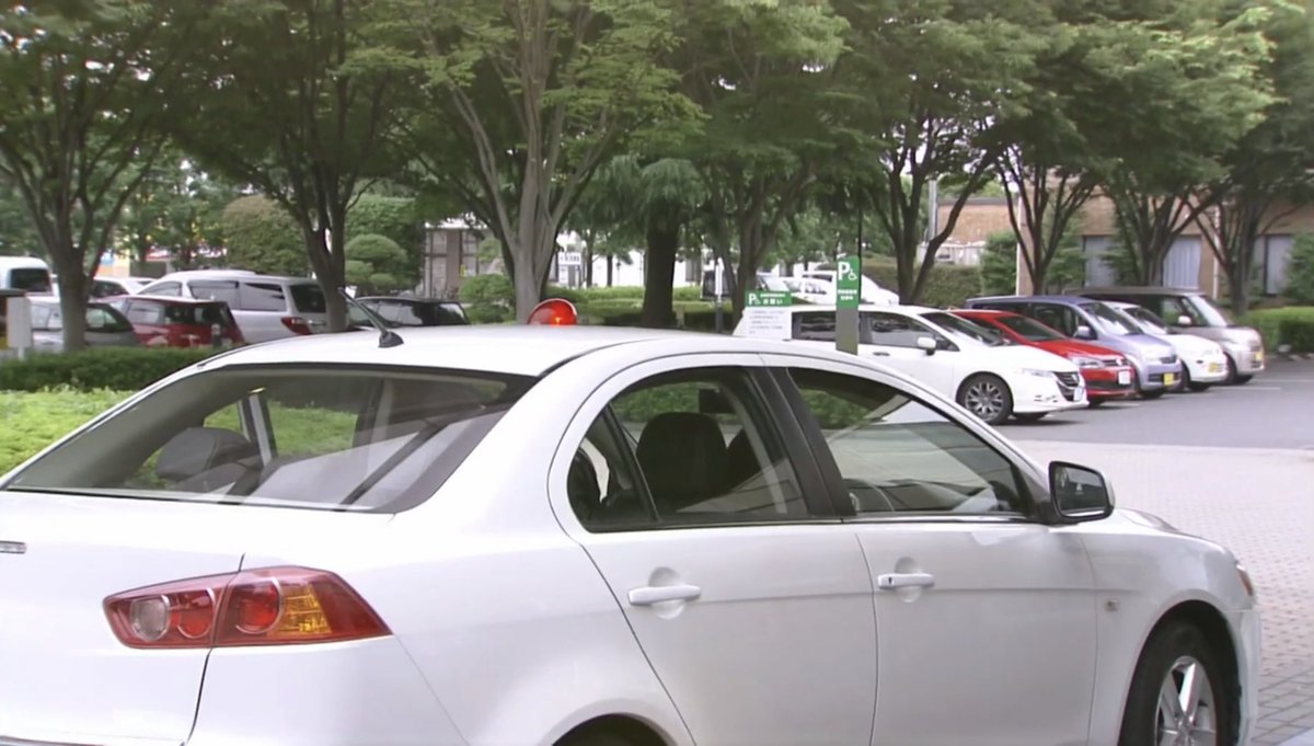 BOSS 2ndシーズン 第11話
ピーピーこと森岡が乗る8代目ギャランはBBSホイール装着。この頃のギャランってたしか純正オプションでBBSホイールが選べたハズ…まさかそれ？
ギャランフォルティスはいつもの紺のRALLIART(？)の他に白のSUPER EXCEEDが登場。