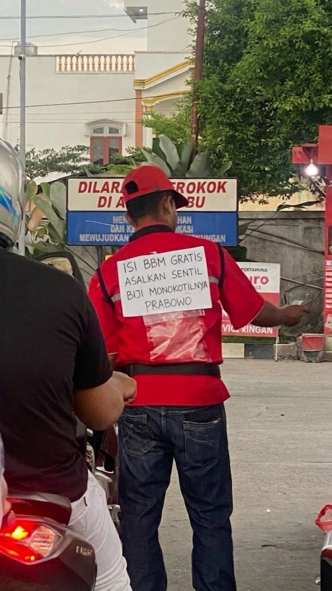 Catholic 𐕣 tweet media