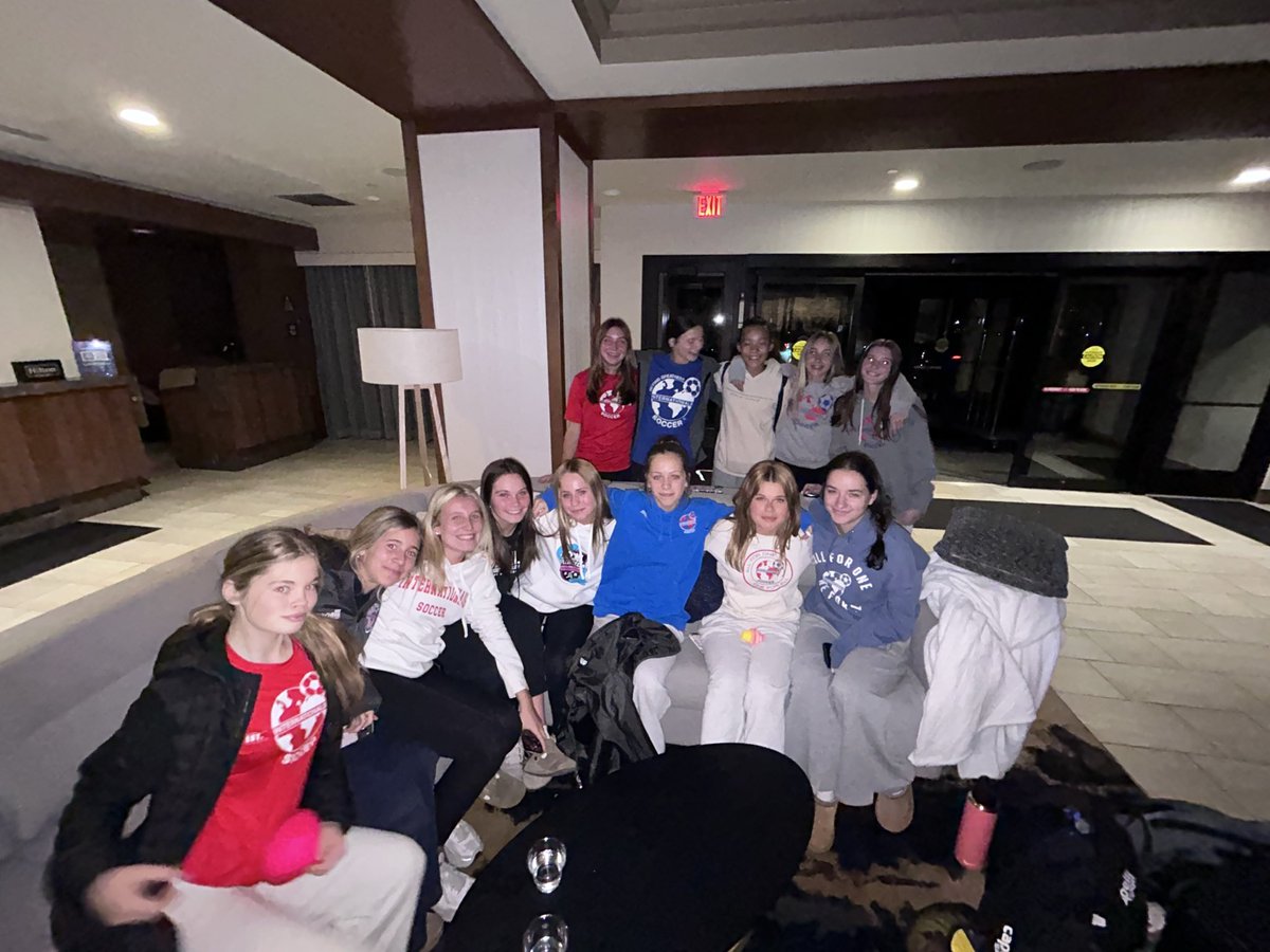 ISCgirls tweet media