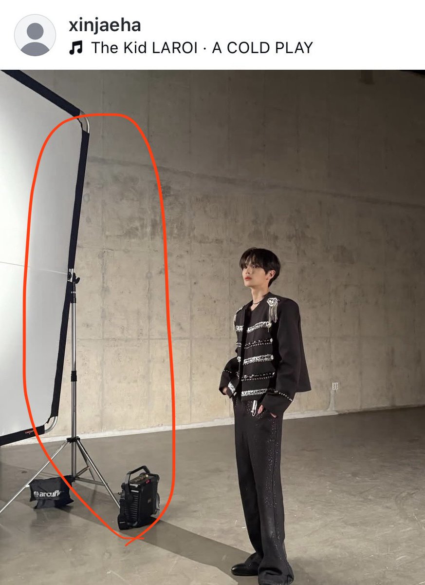 tbvytd's tweet photo. 박준일신재하같그룹임??ㅋㅋㅋ뭐지 https://t.co/qPKV5rL78n