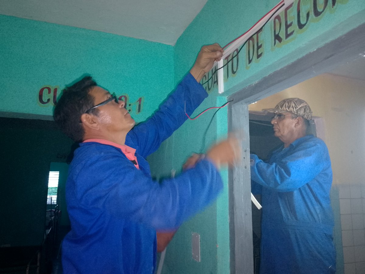 #ProvinciaGranma | La instalación, este sábado, de los inversores en el policlínico Joel Benítez Borges propició una mejor atención a los pacientes en el municipio #CautoCristo.

DETALLES →  radiobayamo.icrt.cu/mejoran-calida…

ℹ️ <a href="/CMKXDigital/">CMKX Radio Bayamo</a>