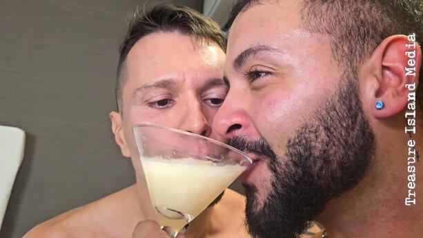 DanInBLN's tweet photo. Pics from @TIMPorn video "CUM PARTY". It's one of the hottest Gay Porn videos I've seen. If you're a cum lover, check it. 
How'd you like to get that "extra cum" in you? 
1⃣  DRINKING  
2⃣  ICED CUM INTO ASS
3⃣  GETTING IT FROM ASS   
4⃣  POURED INTO YOUR ASS WITH A FUNNEL https://t.co/oULHGDtQAz