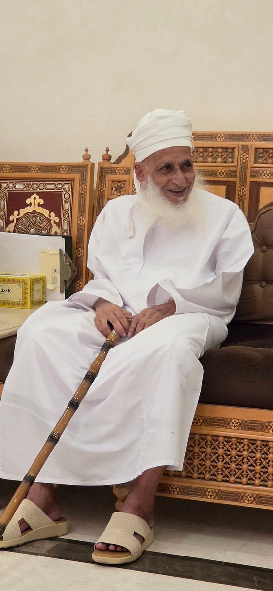 Abomalekalastal's tweet photo. #صورة حديثة لسماحة الشيخ أحمد بن حمد الخليلي اليوم …
نسأل الله أن يديم عليه نعمة الصحة والعافية ويطيل في عمره ويحفظه…
#منقول https://t.co/CaRoN75Wh5