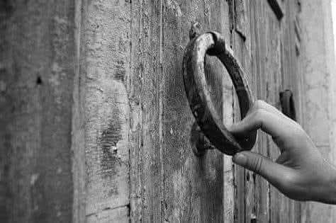 𝒁𝒆𝒆𝒏𝒂𝒕 𝑲𝒉𝒂𝒏 tweet media