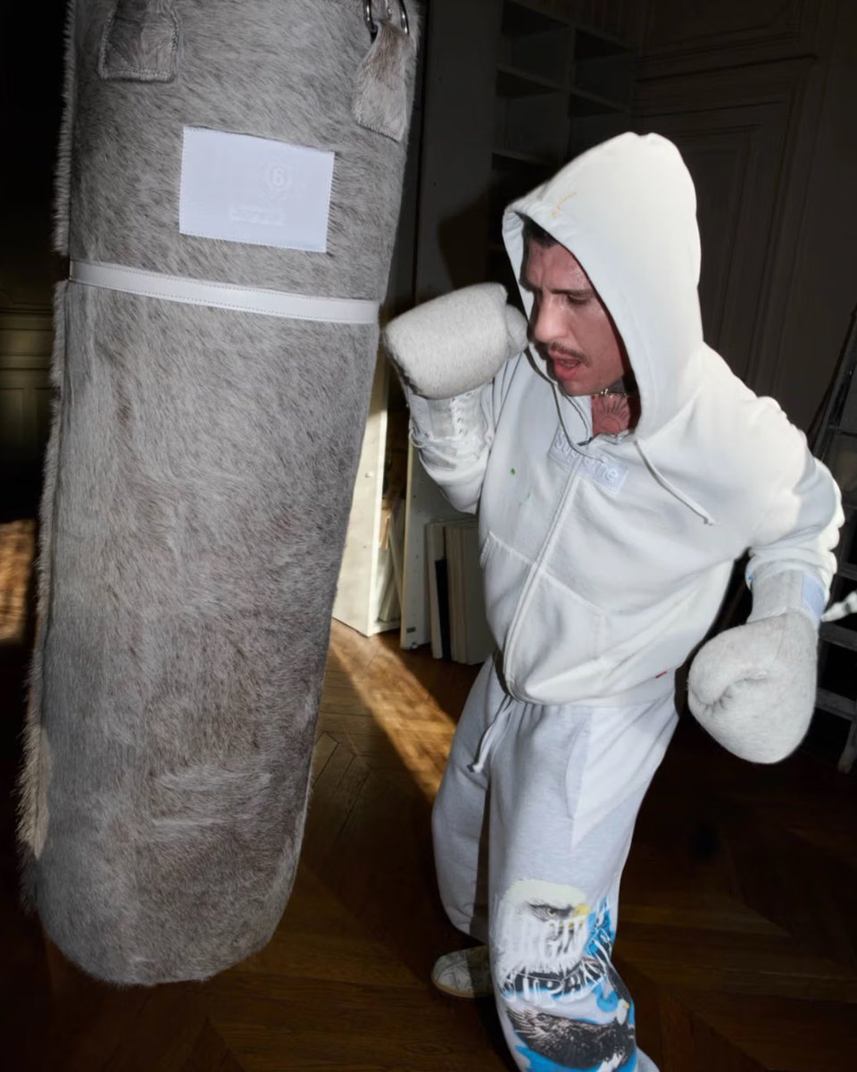 DropsByJay tweet media