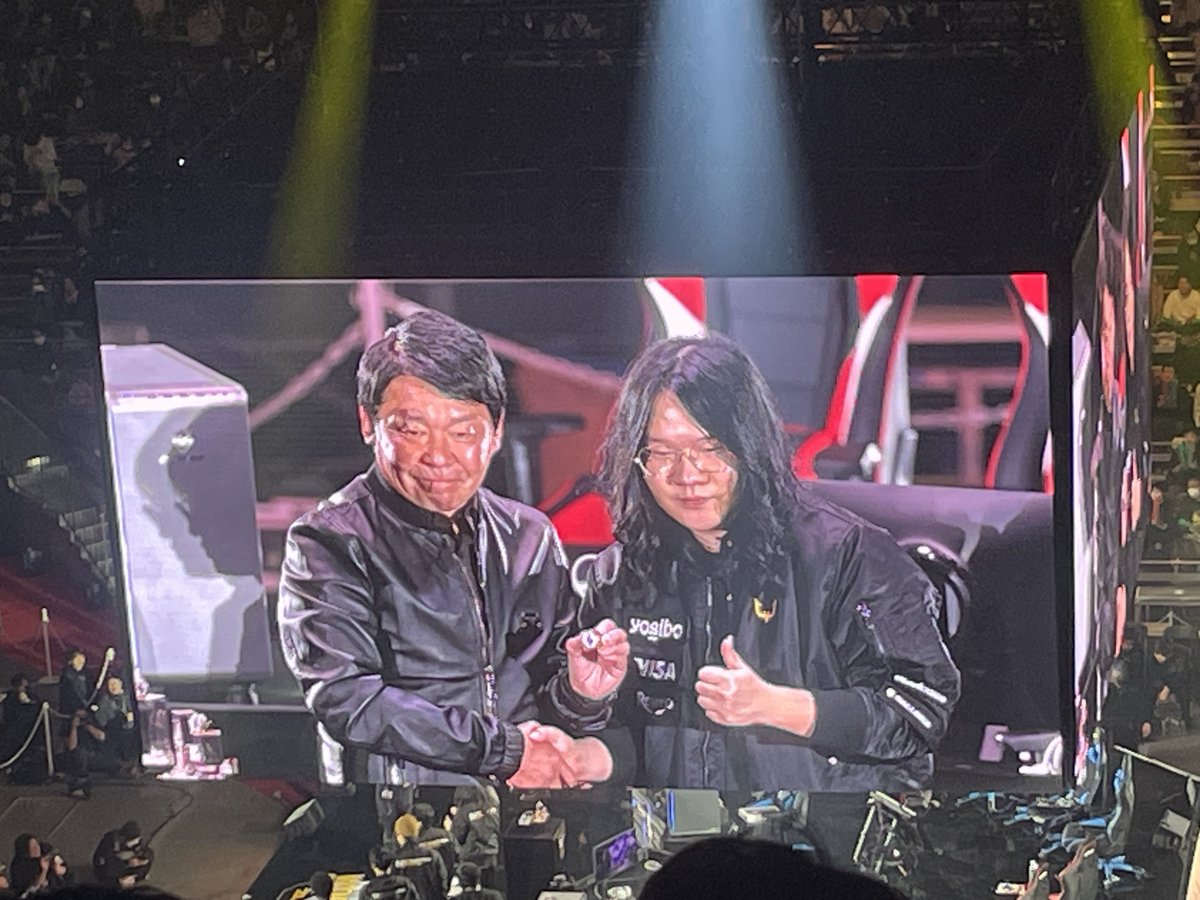 四四一六 (ししじゅうろく) tweet media