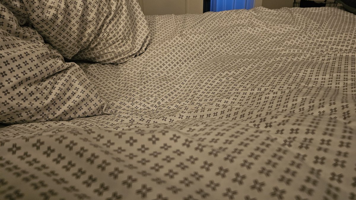 Charles H. tweet media