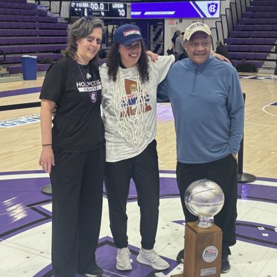 Coach Tiny Green tweet media