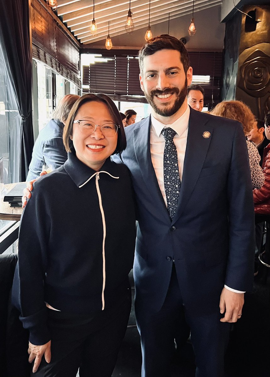 Maria Danzilo tweet media