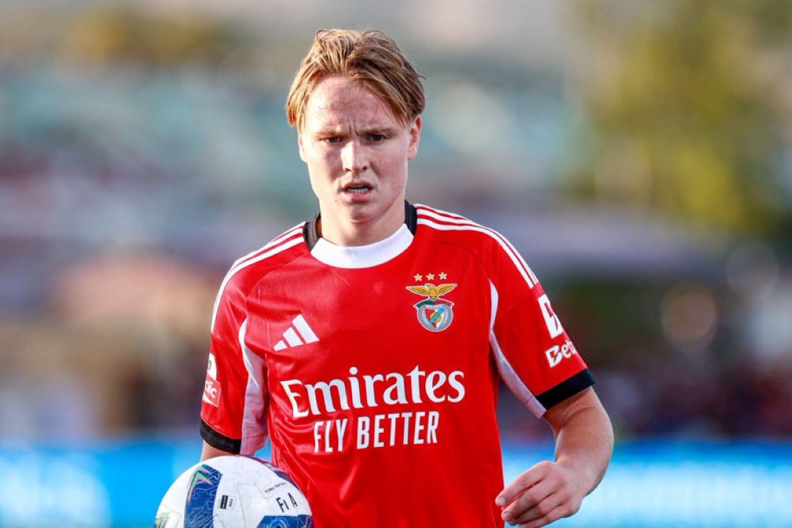 FCB Paul tweet media