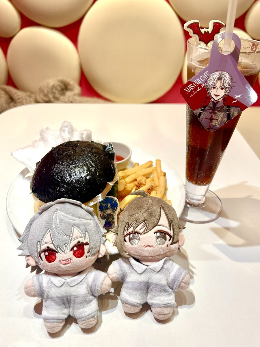 cheeeeese_Ca's tweet photo. 🖤最近の推し活🖤 https://t.co/1G9e9ex34f