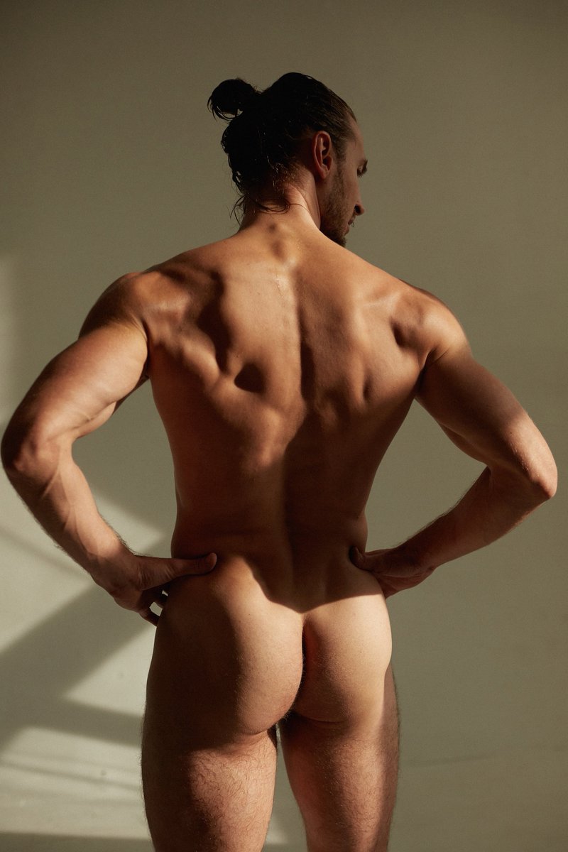 миша tweet media