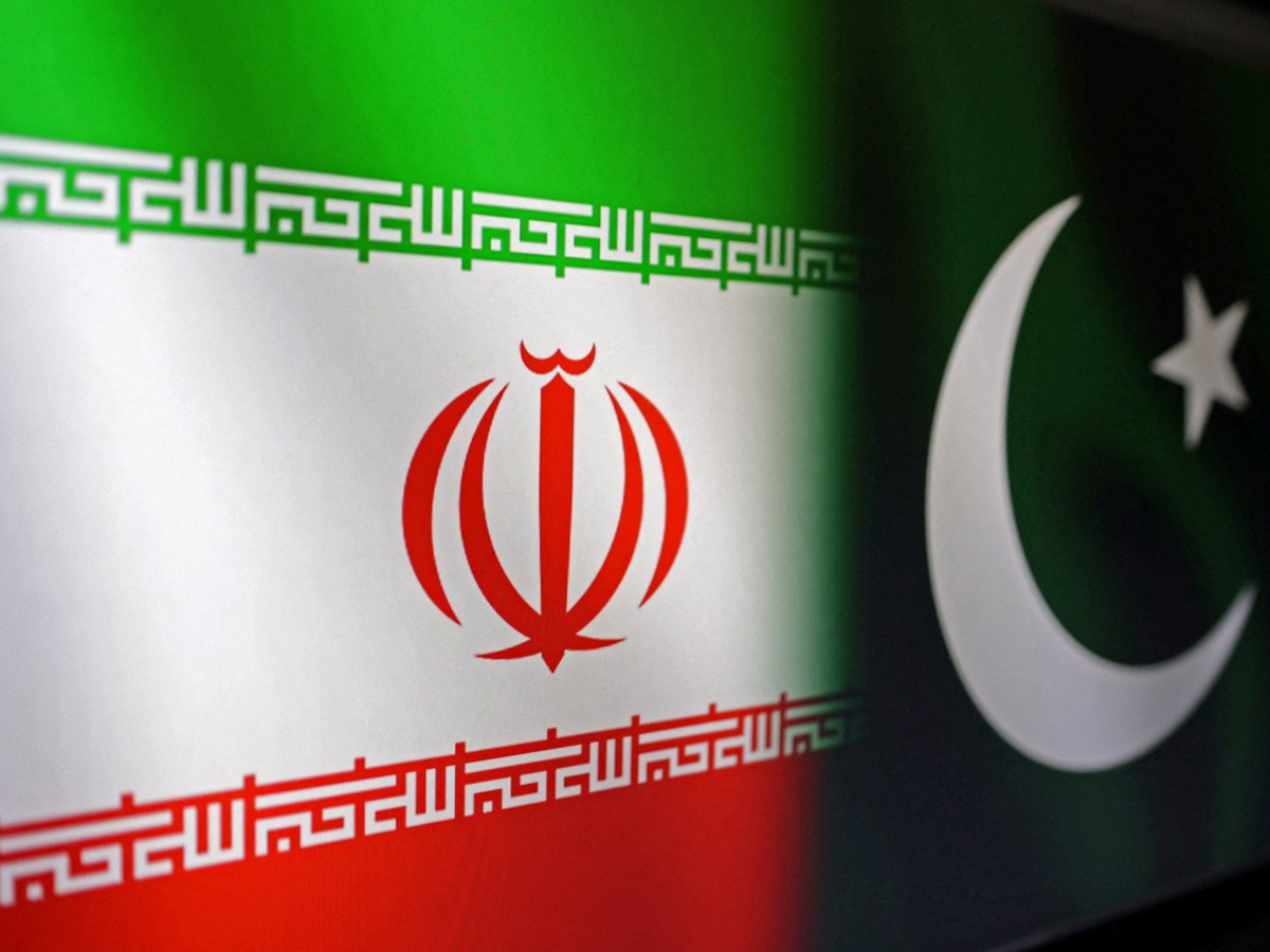 Pakistan Stands with Iran: Diplomatic Support and Calls for Regional Mediation