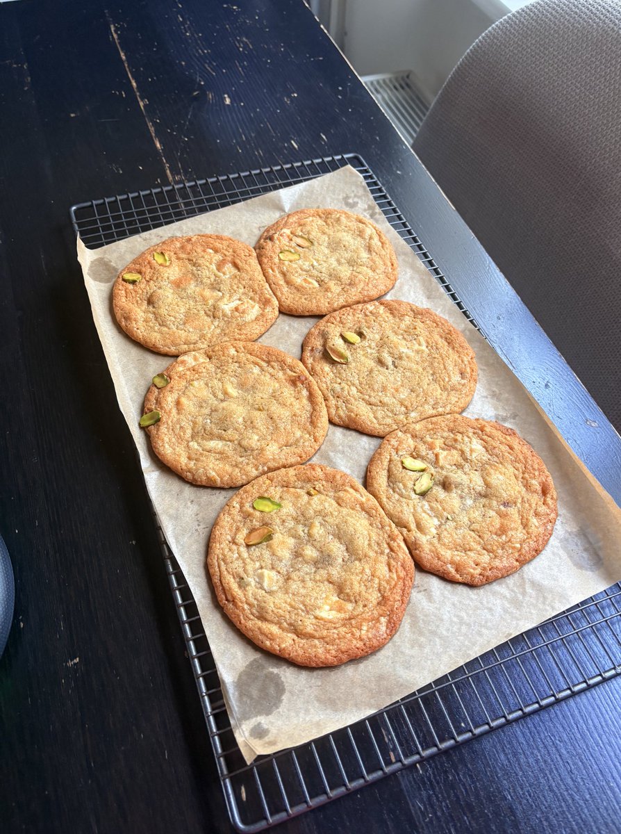 luumi 𑄝 | twitch.tv/luumittv tweet media