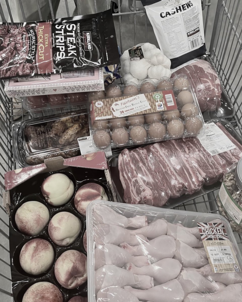 KUROIWA NAOMI. tweet media