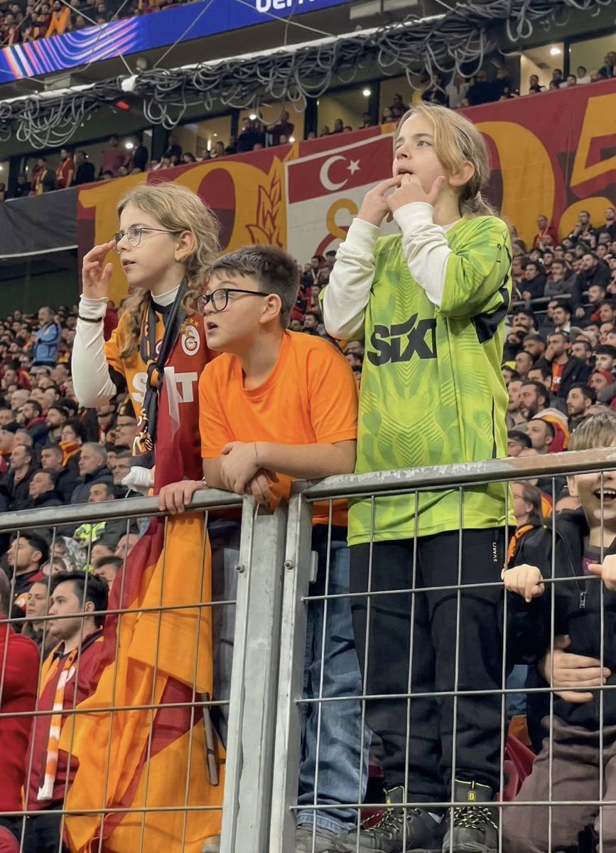 Troll Football Media tweet media