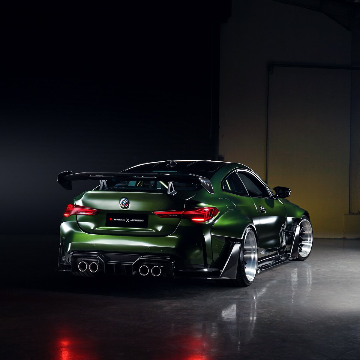 recaroauto's tweet photo. Wild visions meet carbon reality. π This G82 M4 by @autofreshid & @hobibarbar is a widebody masterpiece. Inside, the RECARO Podium is the ultimate performance statementβkeeping you locked in with style. ποΈπ¨
πΈ: @autofreshid
#RECAROAutomotive #RECARO #RECAROPodium #BMW #G82 https://t.co/Ldgewe6IeE