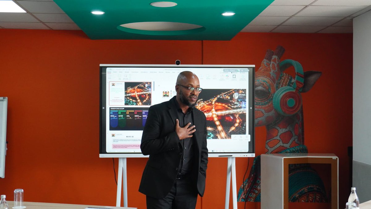 Open Phences tweet media