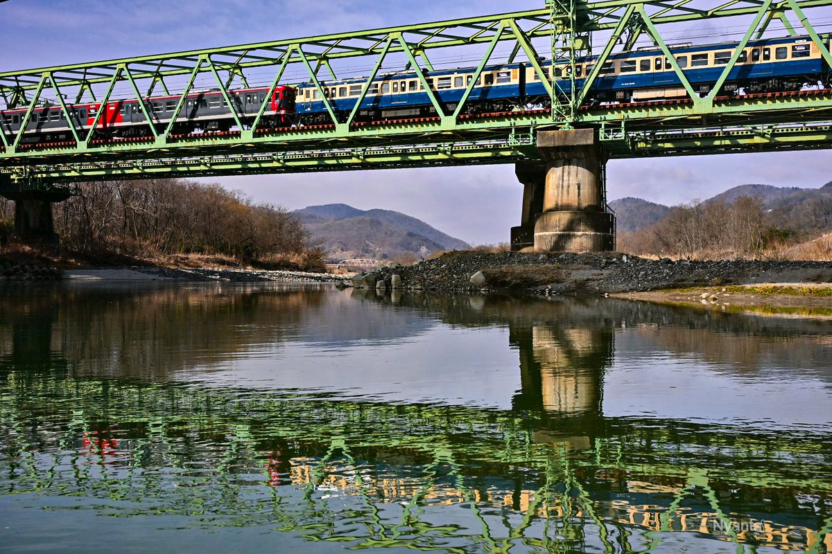惜別

しなの鉄道 115系
S1編成しな鉄色 + S9編成スカ色
'26.2.24撮影