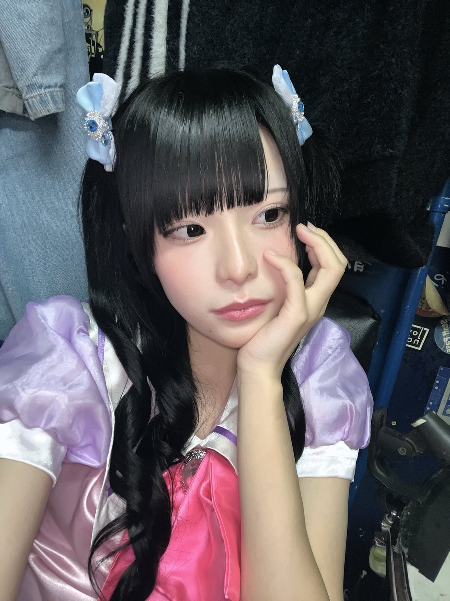 miu___neko's tweet photo. 繋いだ手を離せば この街はとても寒くて https://t.co/AsnP7ckK8K