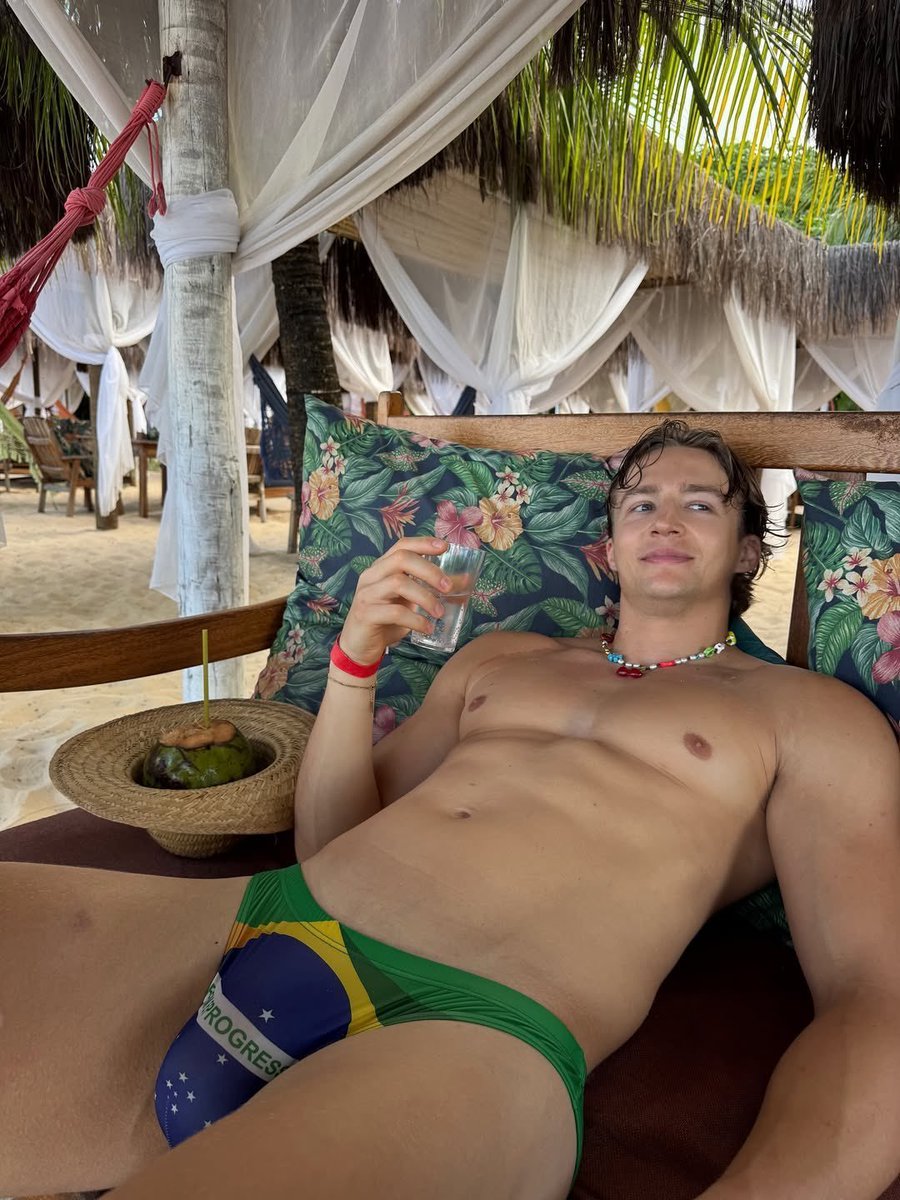 MaximusJr tweet media