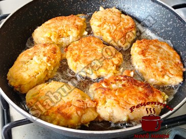 SOI551's tweet photo. Это очень просто, а еще и очень вкусно!!! Котлеты из капусты с кабачками полезное блюдо. Одни овощи, а как из мяса. Готовим и наслаждаемся вкусом!!!
ИНГРЕДИЕНТЫ:
500 г капусты
500 г кабачков
2 головки лука
5 ст. ложек манки
2 яйца
специи для шашлыка...
https://t.co/LSS48Up9mF https://t.co/C1LkdaSBWj