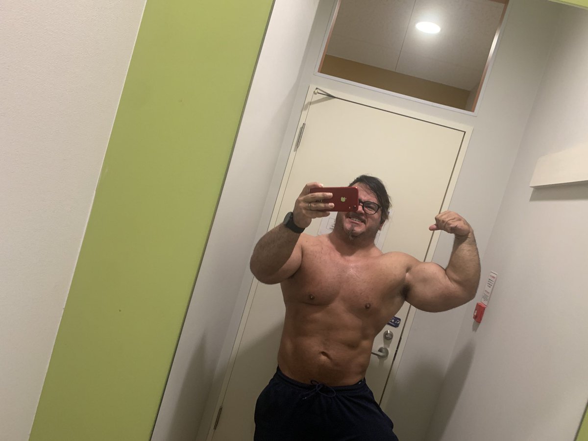 Pump up💪🏽

努力は裏切らない
#筋トレ