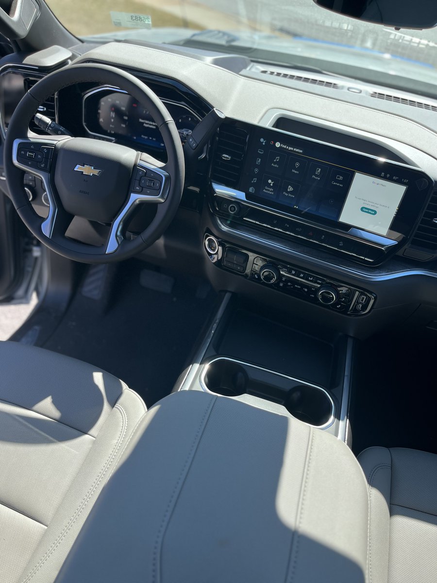 JerrysChevyBalt's tweet photo. 🚨 VEHICLE OF THE WEEK ALERT! 🚨 This 2026 Silverado 2500 HD LTZ isn't just a powerhouse—it’s a massive deal. Check out the details here: https://t.co/qCbdIWaU8b   #ChevySilverado #TruckDeals #JerrysChevrolet #HeavyDuty #Baltimore https://t.co/lXxX7Ek5cw