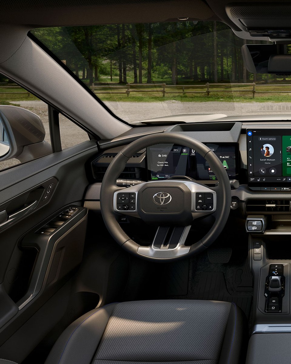 Toyota España tweet media