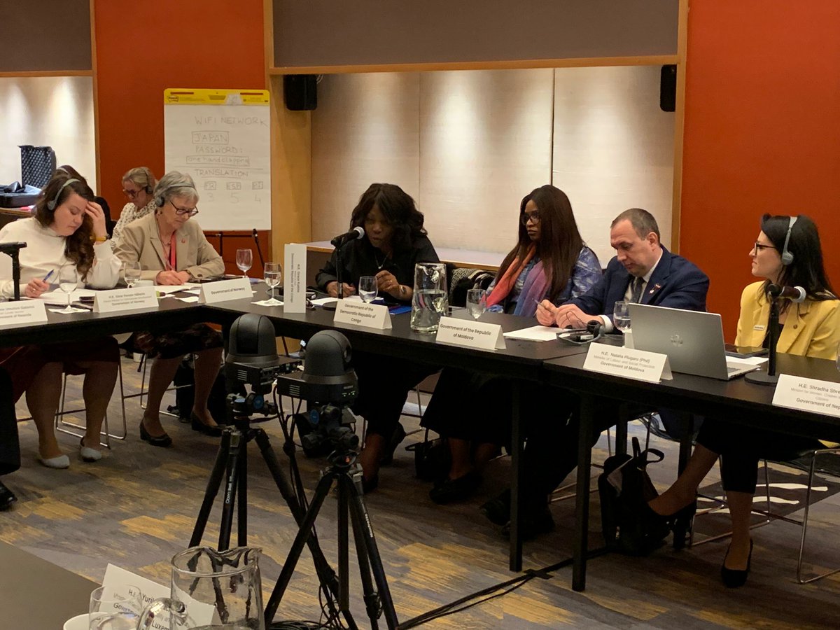 UK in DRC tweet media