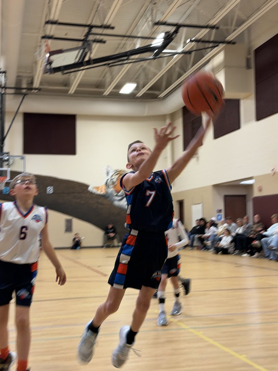 Lee Taylor tweet media