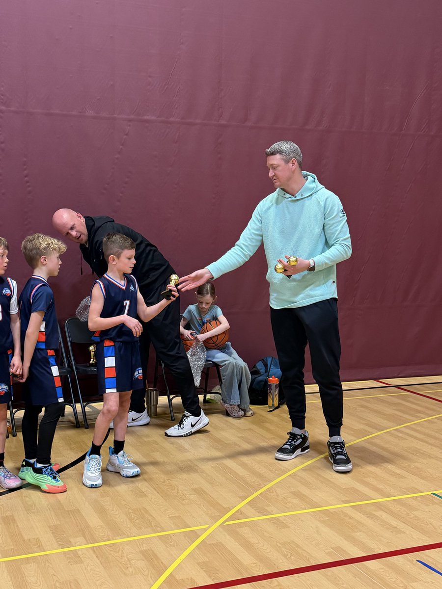 Lee Taylor tweet media