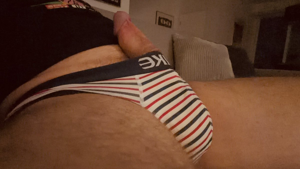 BriefGuy tweet media