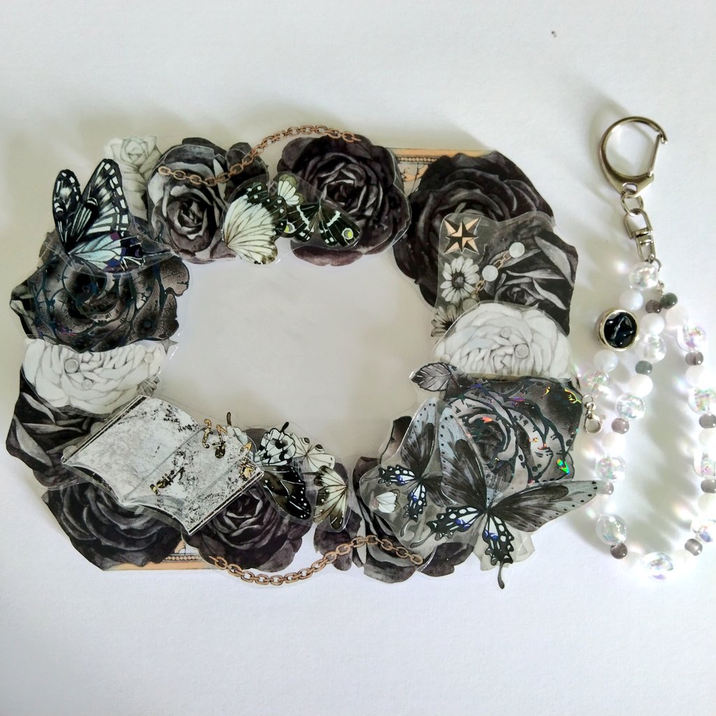 cinnabar.studio เฟรมการ์ด | custom open ✨🫧 tweet media