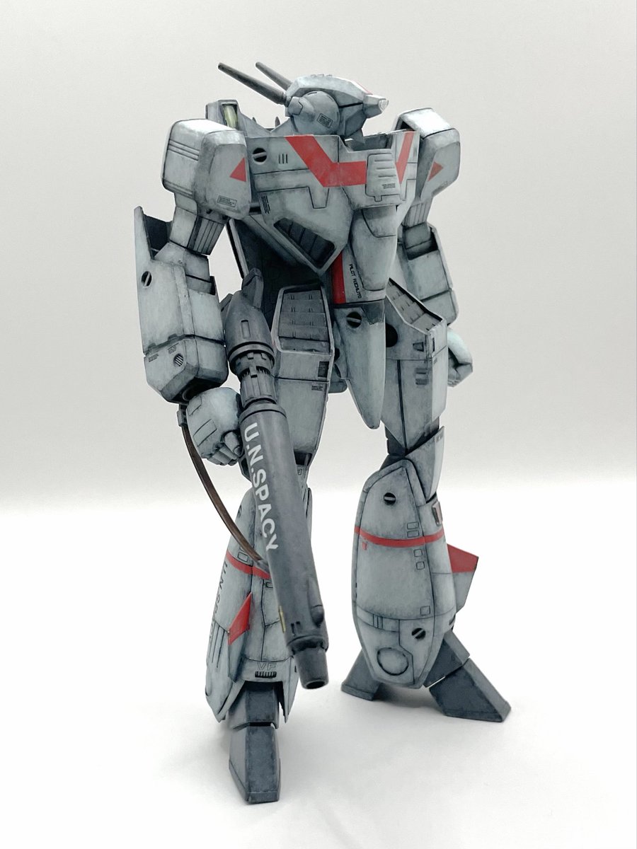 KPlajiro's tweet photo. #マクロスモデラーズ応募
◾️作品名「空へ」
◾️作品アピールポイント
航空機を意識したウェザリングと、筆塗りで塗装を行うことで激しい運用による機体表面の摩耗と、タッチアップを繰り返したような武骨な質感、何度も戦い続ける主人公としての姿を表現しました。 https://t.co/hISCJKFMQN