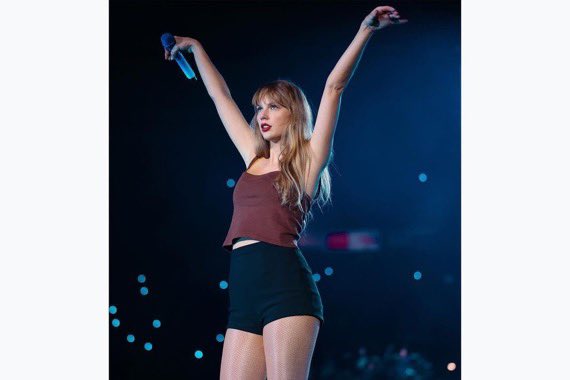 The Eras Tour tweet media