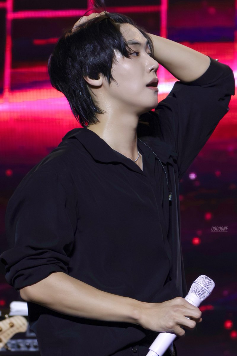 오엔° tweet media