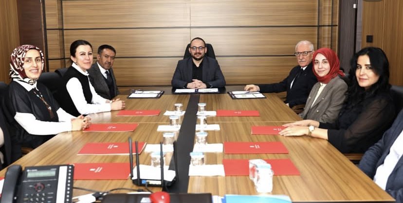 avarroess's tweet photo. Hastane Okulumuz tüm çocuklara şifa olsun ilimize hayırlı olsun 🙏🏻https://t.co/vKWt2Moyg0 https://t.co/ibQWS5CsJz