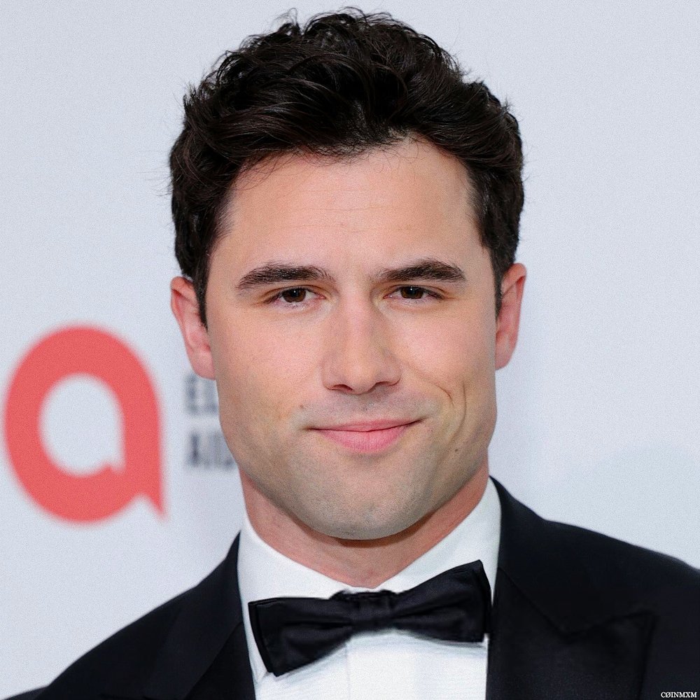 C Ø I N tweet media