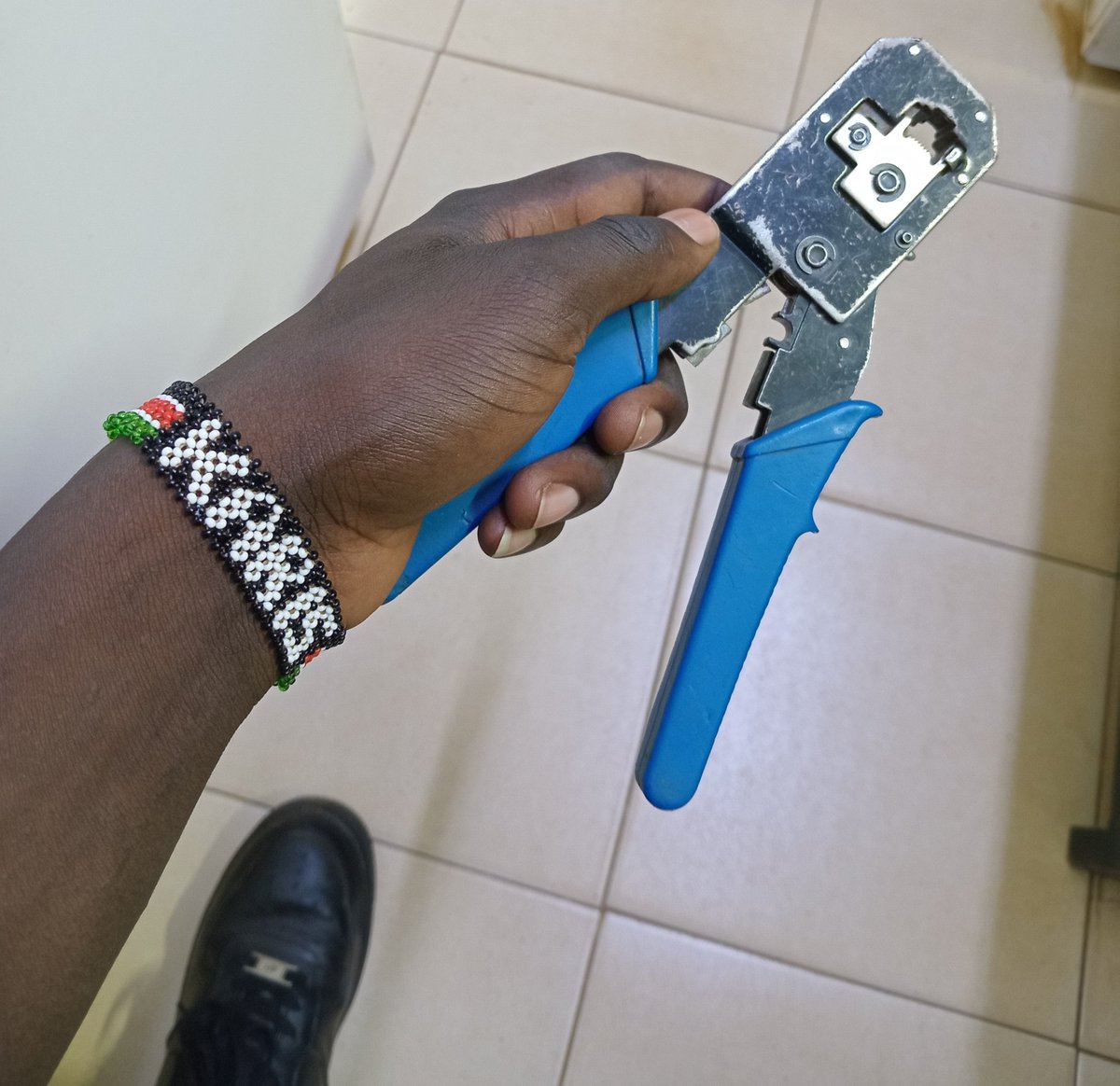 BENDART. tweet media